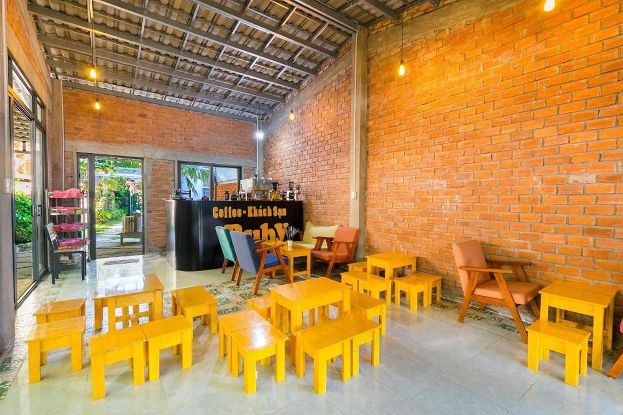 Ruby Hotel Phu Quoc Buitenkant foto