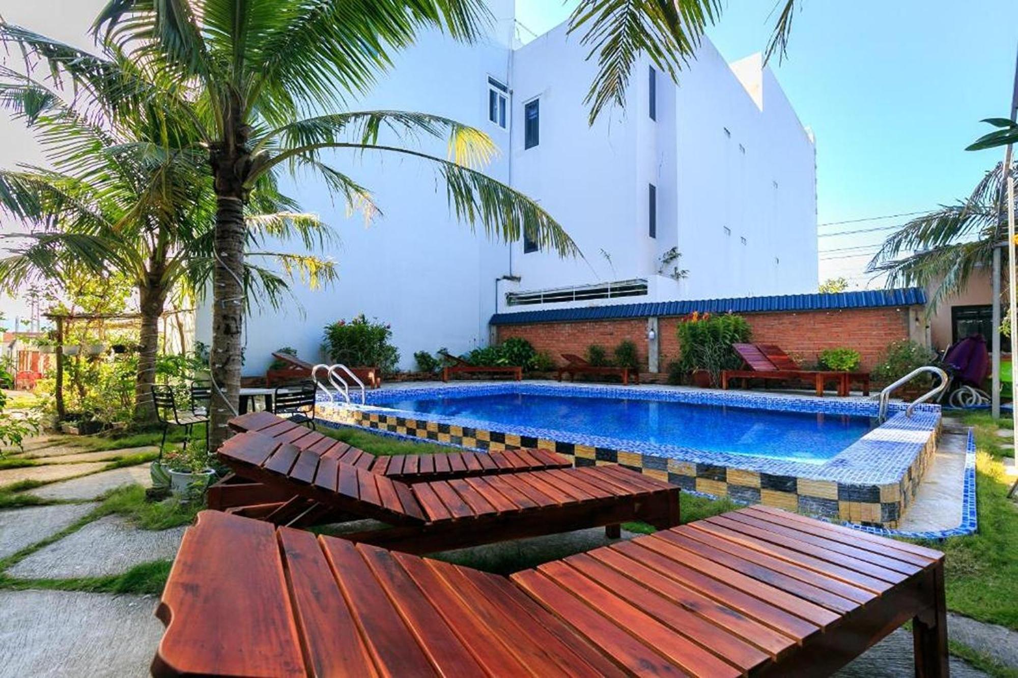 Ruby Hotel Phu Quoc Buitenkant foto