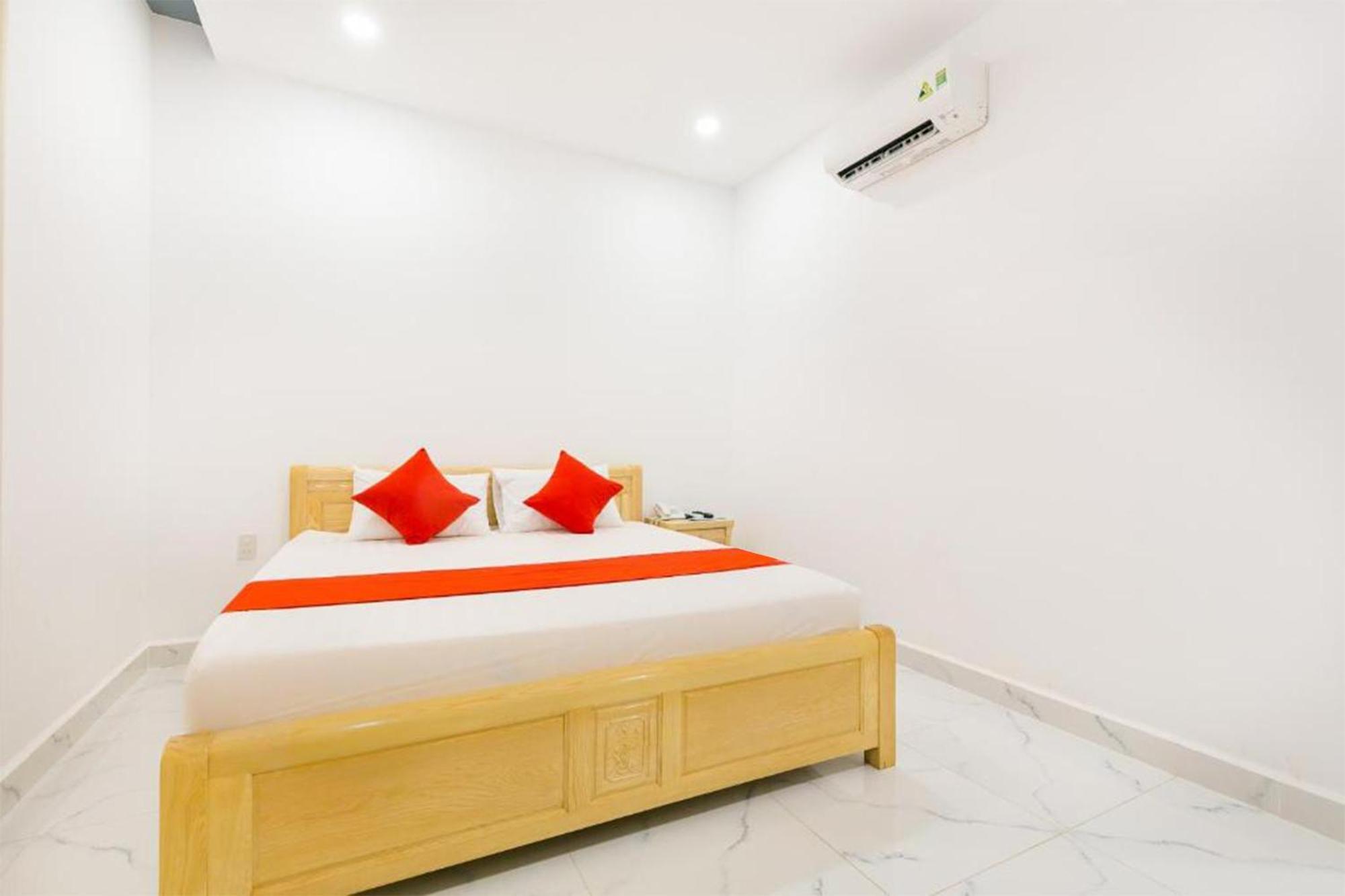Ruby Hotel Phu Quoc Buitenkant foto