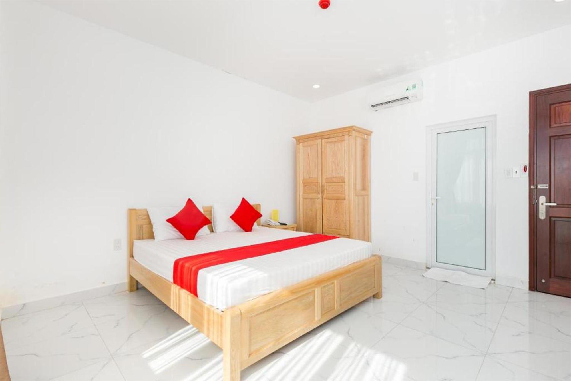 Ruby Hotel Phu Quoc Buitenkant foto