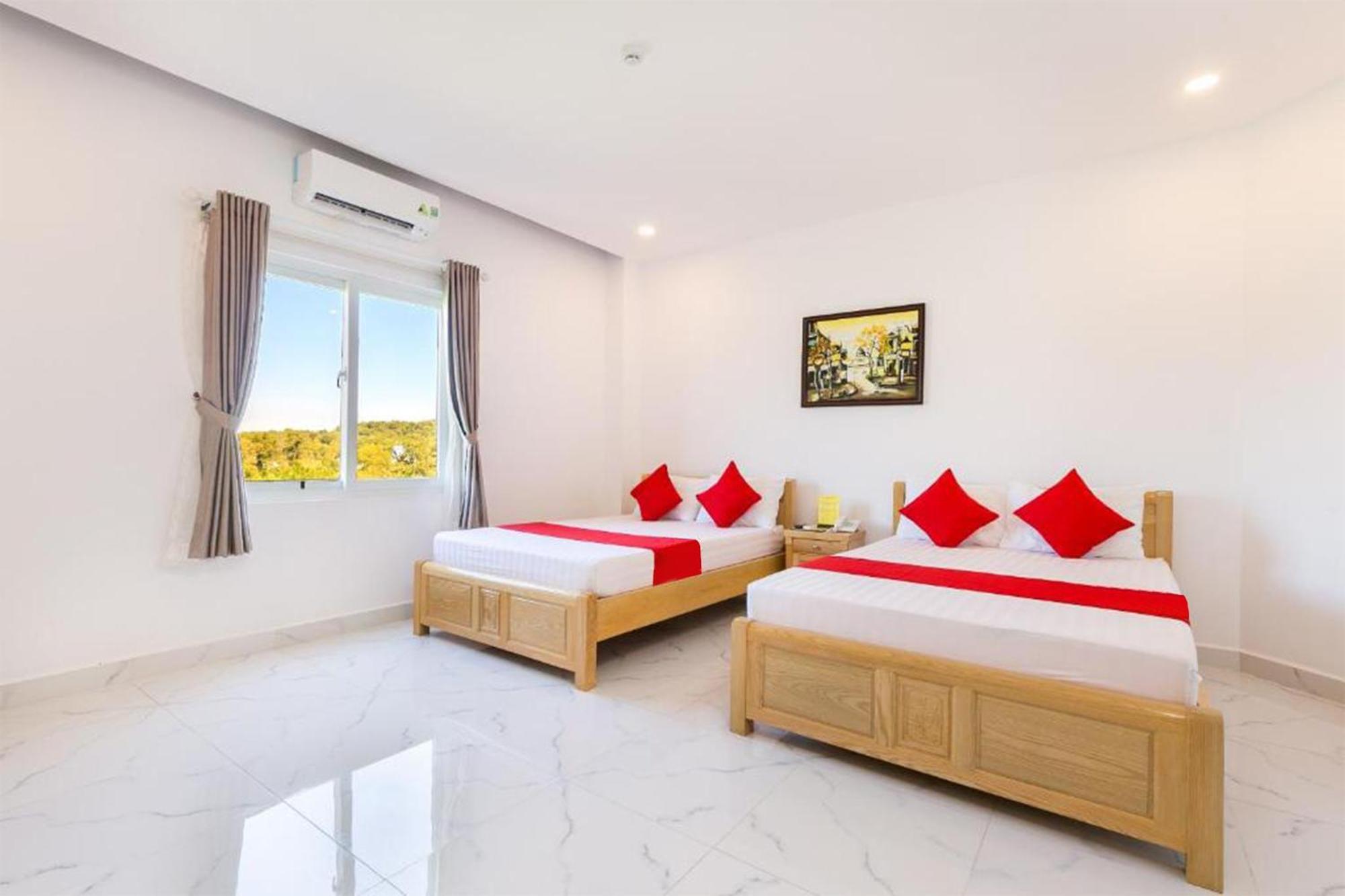 Ruby Hotel Phu Quoc Buitenkant foto